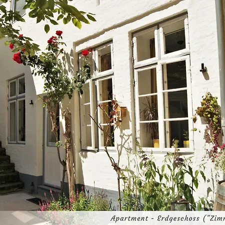 Gelbe Haus - Drei Besondere Flensburg